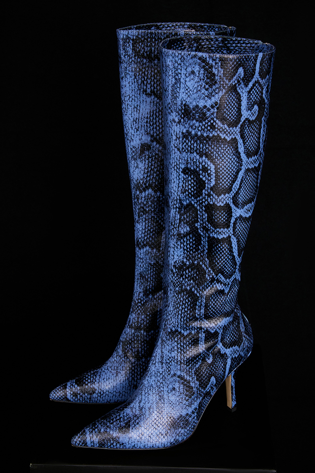 'Royale' Blue Print Leather Knee High Boots - Click Image to Close
